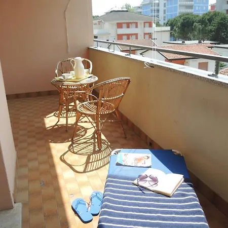 Cozy Flat With A Terrace - Beahost Bibione